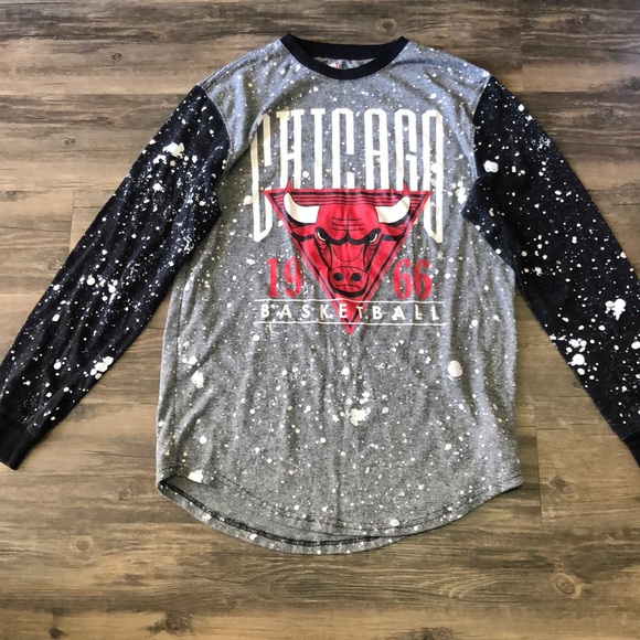 NBA Other - NBA Chicago Bulls Paint Drip Tee size Medium